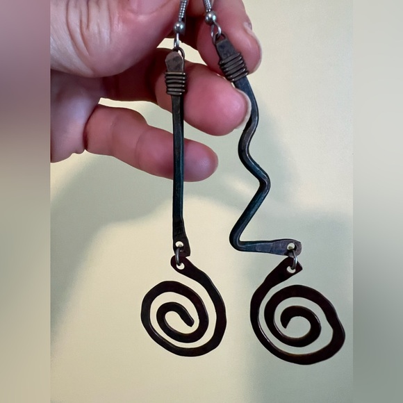 Handmade earrings—copper patinaed - Picture 4 of 5